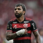 Gabigol confirma saída do Flamengo após vencer Copa do Brasil e alfineta diretoria do clube