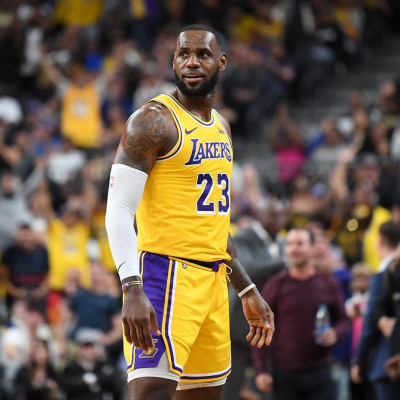 LeBron James se torna o maior pontuador da NBA em todos os tempos