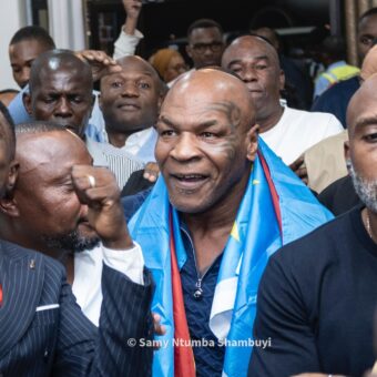 Mike Tyson volta ao Congo para homenagear os 50 anos da luta que mudou o boxe mundial