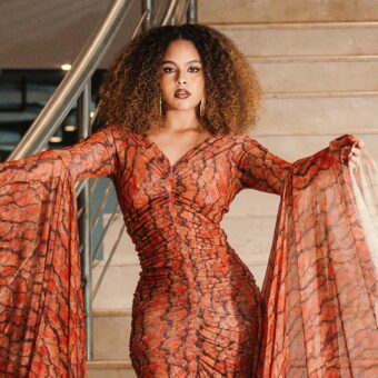 Rachel Reis leva a energia da Bahia para o Afro Fashion Day a convite da Avon
