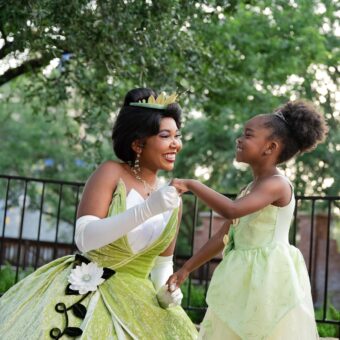 Seda lança campanha ‘Sonhando Juntinhos’ e levará famílias para conhecer a Princesa Tiana na Disney