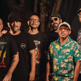 Nação Zumbi celebra 30 anos de “Da Lama Ao Caos” com show único em São Paulo