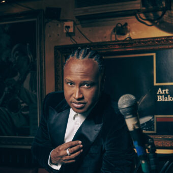 “Bem Black 2”, a nova fase de Thiaguinho ao mergulhar na ancestralidade da black music e entregar um dos projetos mais simbólicos da carreira