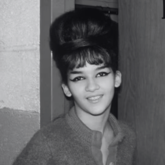 Morre aos 80 anos Nedra Talley Ross, voz do grupo The Ronettes