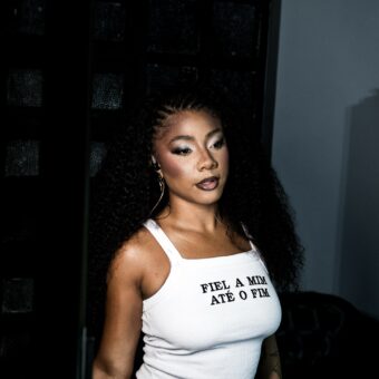 Ajulliacosta lança ‘Nós Mães de Família’, ONG com foco em autonomia e apoio a mães solo