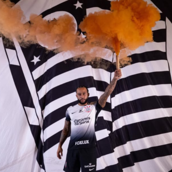Convocado pela Holanda, Memphis Depay vive fase inédita entre futebol europeu e brasileiro
