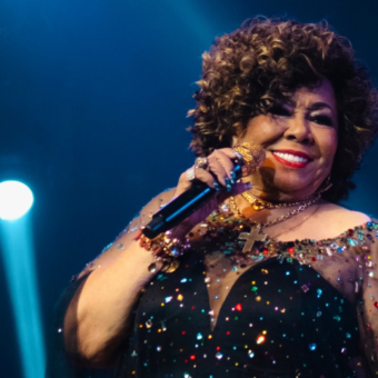 50 anos de Alcione viram exposição no Museu das Favelas em SP