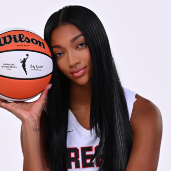 Angel Reese faz história na WNBA e alcança 1.000 rebotes em tempo recorde