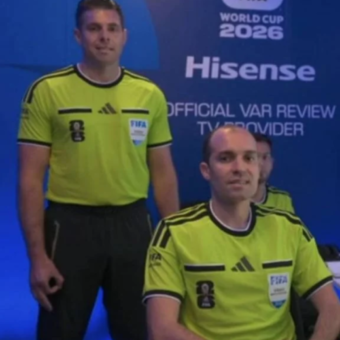 Entenda a polêmica do gesto associado ao “White Power”, feito por integrante do VAR durante a Copa do Mundo
