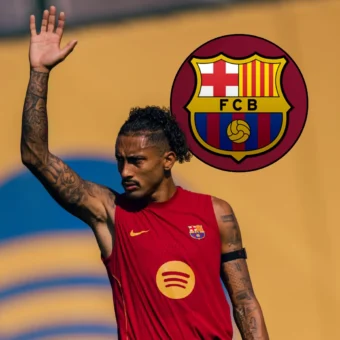 Raphinha entra para a história como primeiro brasileiro capitão do Barcelona