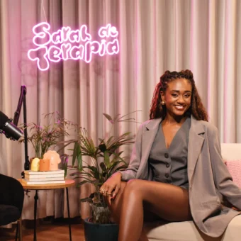 Sarah Aline estreia nova temporada de “Sarah de Terapia” e aposta na força da escuta para ampliar debate sobre saúde mental
