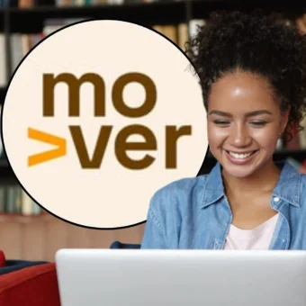 MOVER oferece 19 mil bolsas gratuitas para pessoas negras estudarem até seis idiomas
