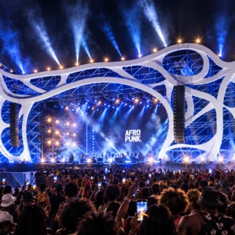 AFROPUNK Brasil 2026 aposta em palco monumental inspirado na espuma do mar
