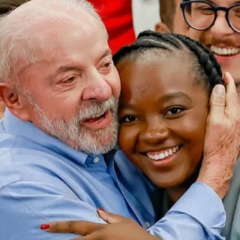 Ana Elisa leva sua estratégia digital para Lula: “Nosso maior panfleto está no telefone”