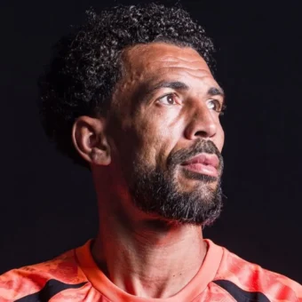 Vozinha fica entre os 10 melhores goleiros do mundo no Troféu Yashin da Bola de Ouro 2026