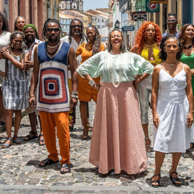 A família Sintonia pode celebrar: a Temporada 4 tem estreia marcada para  25 de julho na Netflix - About Netflix