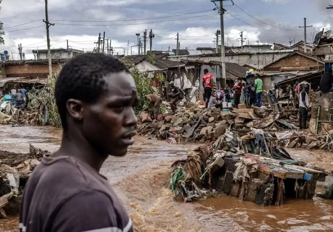 Número de mortos por inundações aumentam no Quênia à medida que as evacuações continuam