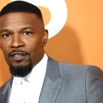 Jamie Foxx faz primeira aparição pública após alta hospitalar