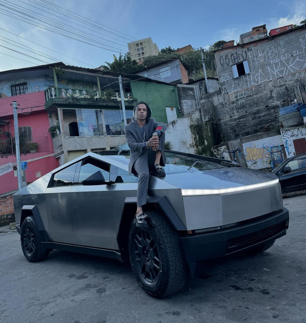 Primeira Tesla Cybertruck do Brasil pertence a Danielzinho Grau